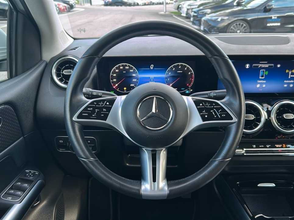 B 180 Progressive Advanced auto - Certified