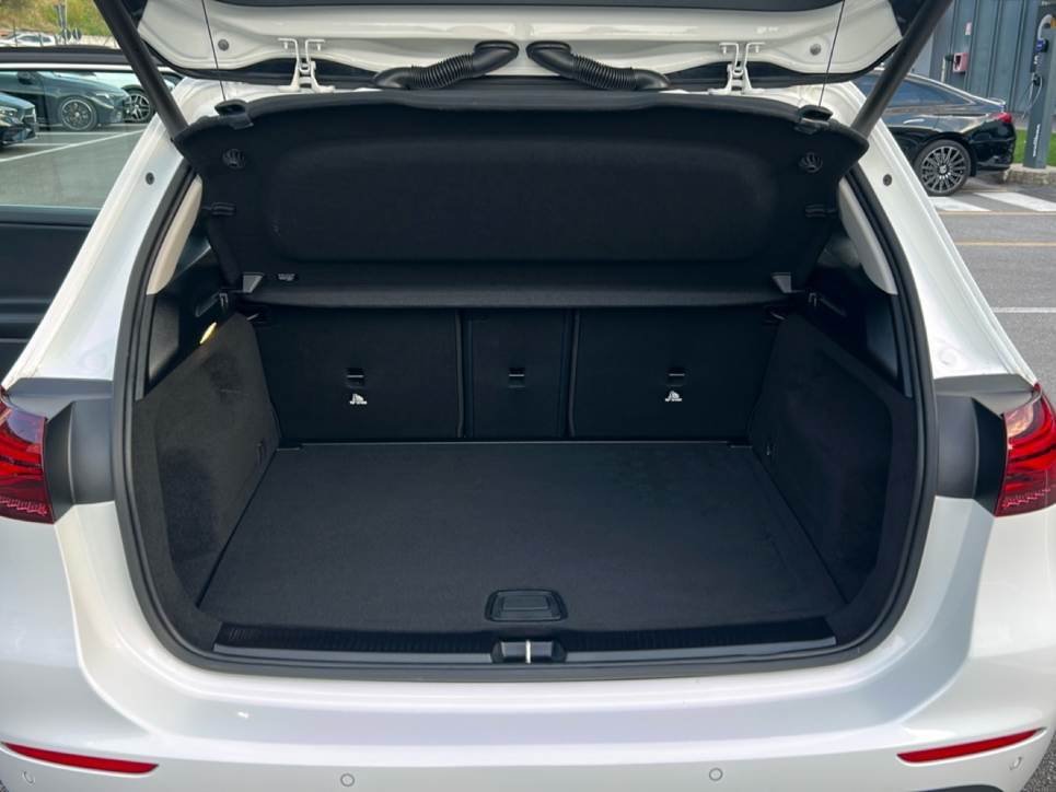 B 180 Progressive Advanced auto - Certified