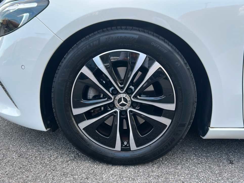B 180 Progressive Advanced auto - Certified