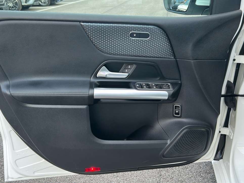 B 180 Progressive Advanced auto - Certified