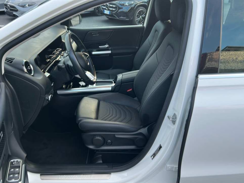 B 180 Progressive Advanced auto - Certified