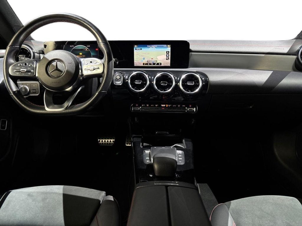 CLA Coupe 200 d Premium auto - Certified