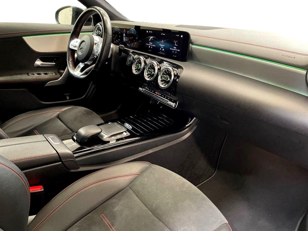CLA Shooting Brake 180 d Premium auto - Certified