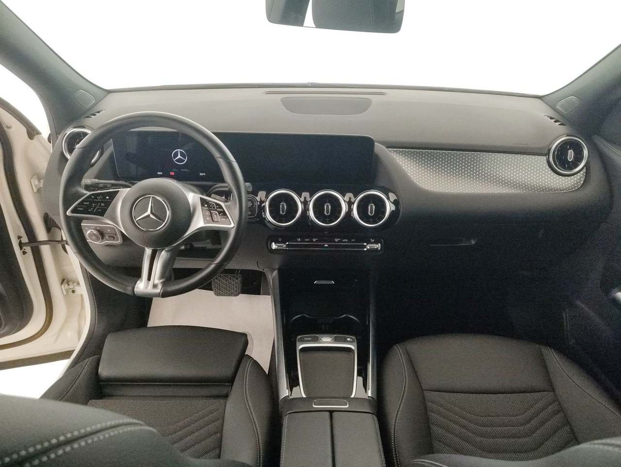 GLA 200 d Progressive Advanced auto - Certified