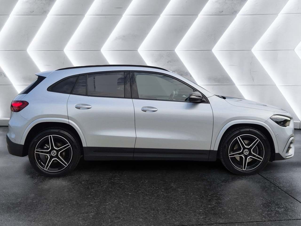 GLA 180 d AMG Line Advanced Plus auto - Certified