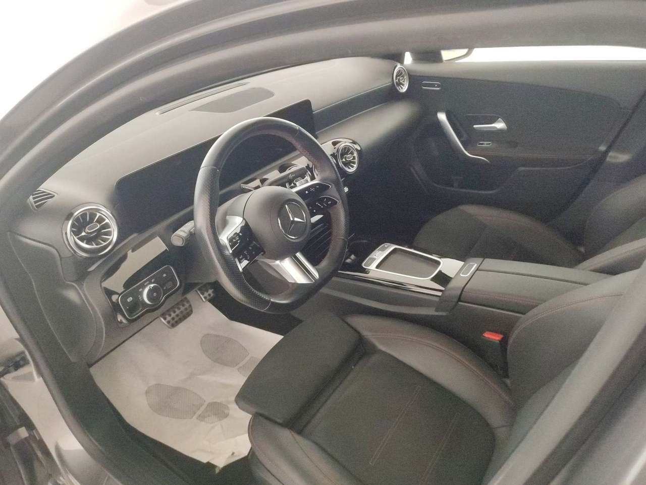 A 180 d AMG Line Premium auto - Certified