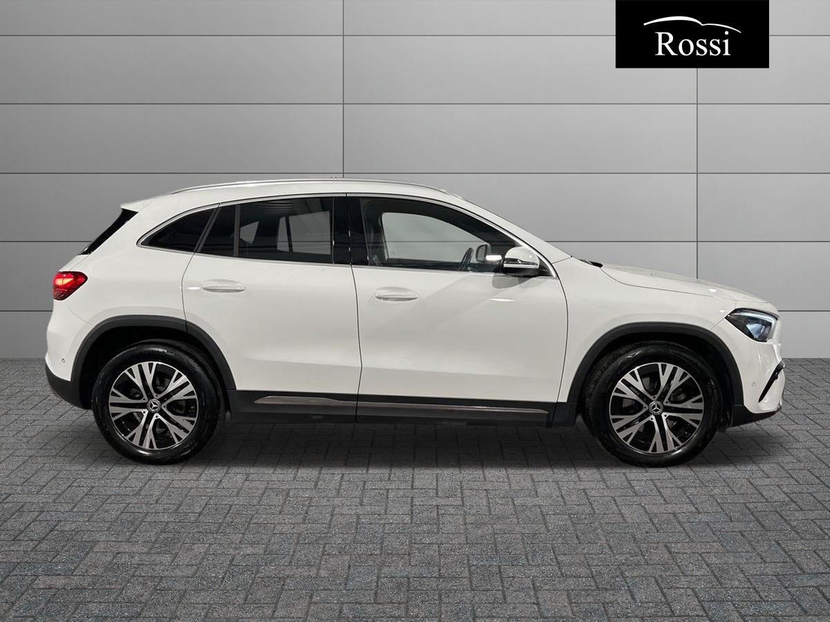 GLA 180 d Progressive Advanced auto - Certified