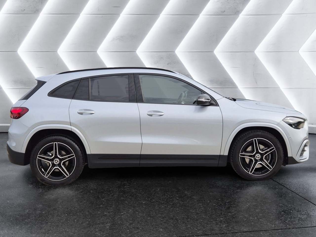 GLA 220 d AMG Line Advanced Plus 4matic auto - Certified