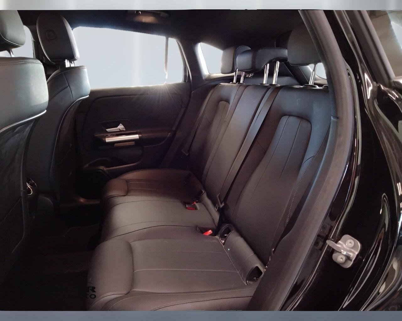 GLA 180 Progressive Advanced auto - Certified