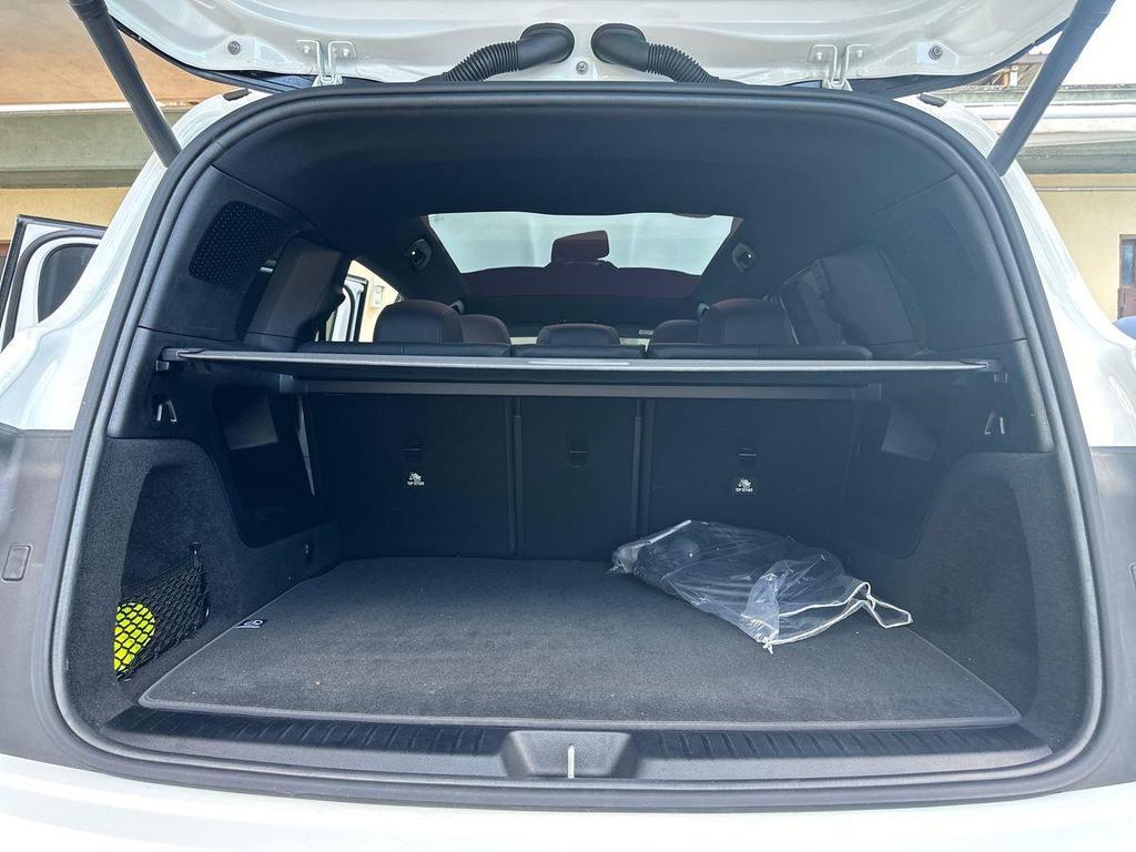 GLB Elettrica 250+ Premium Plus - Certified